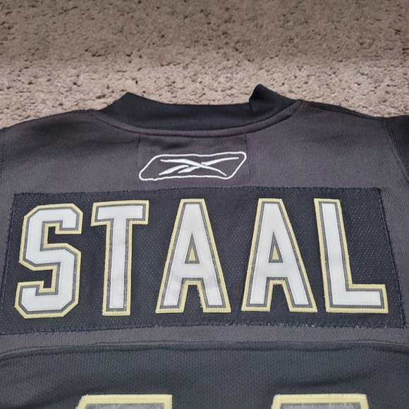 Reebok Jordan Staal Pittsburgh Penguins jersey - Picture 4 of 7
